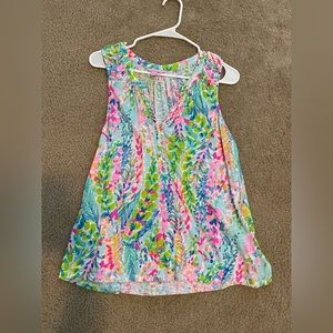 Lilly Pulitzer sleeveless shirt - cute and comfortable